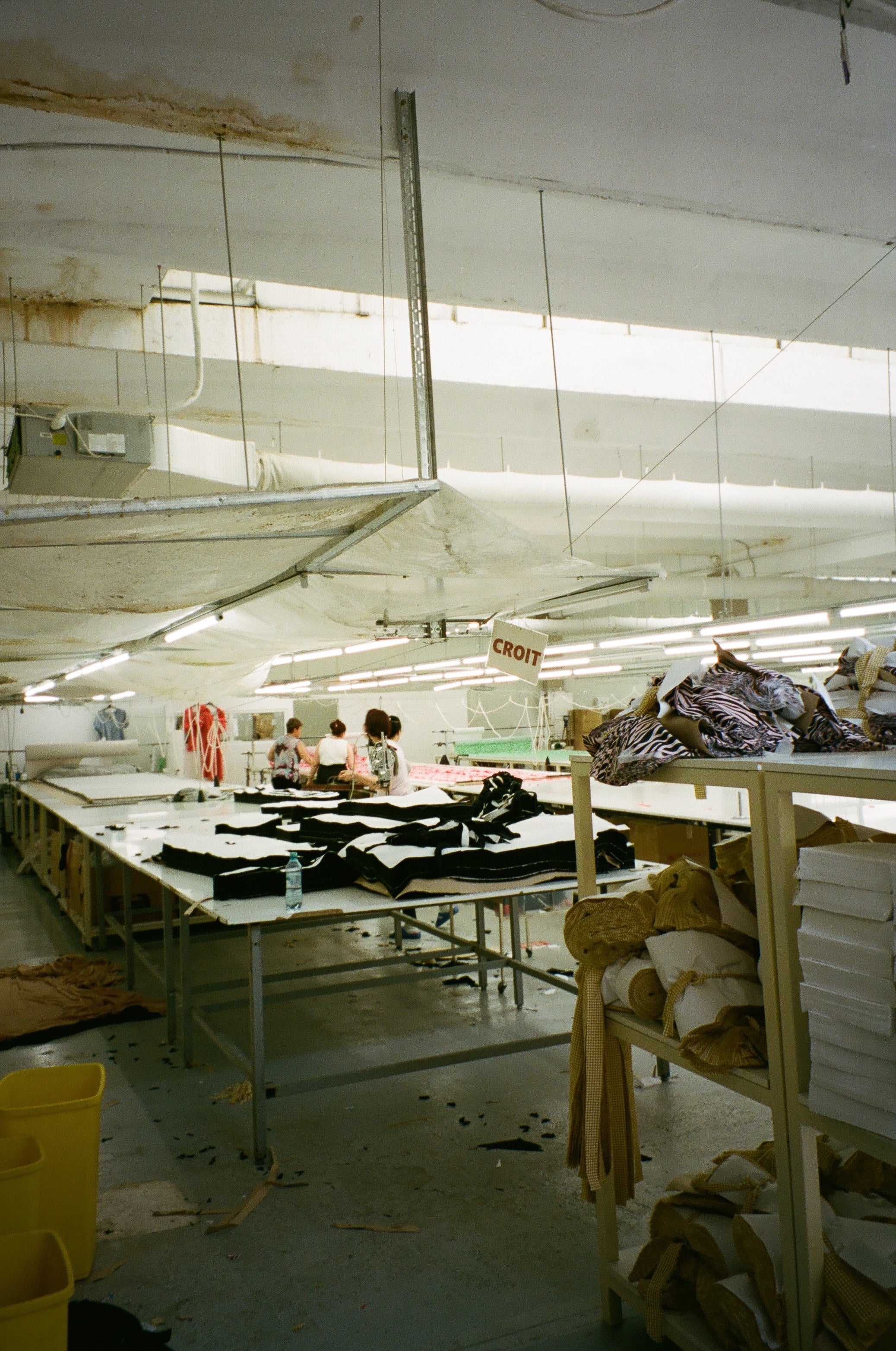 plan de travail d'une usine de vêtements en Roumanie