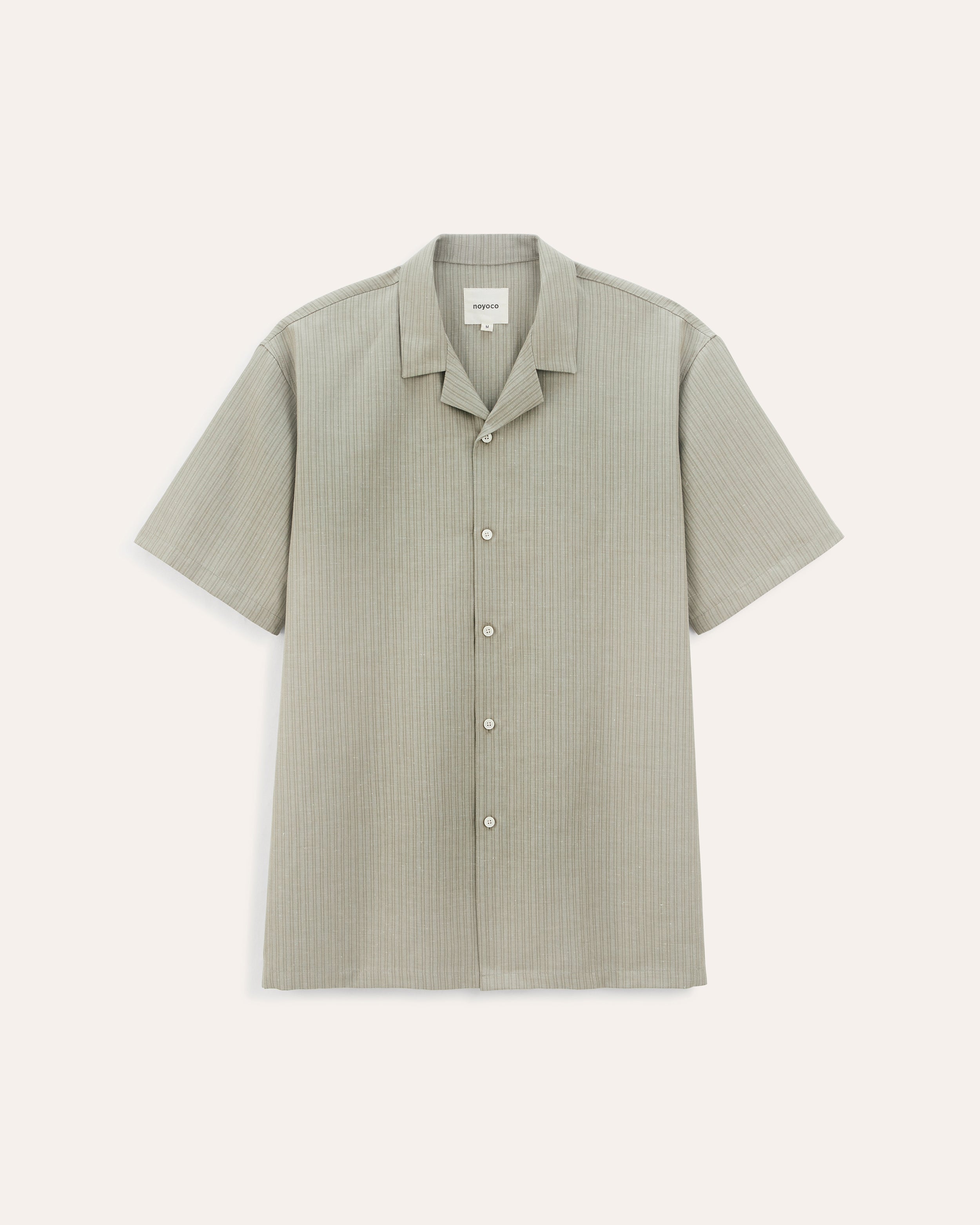 packshot ss26 studio