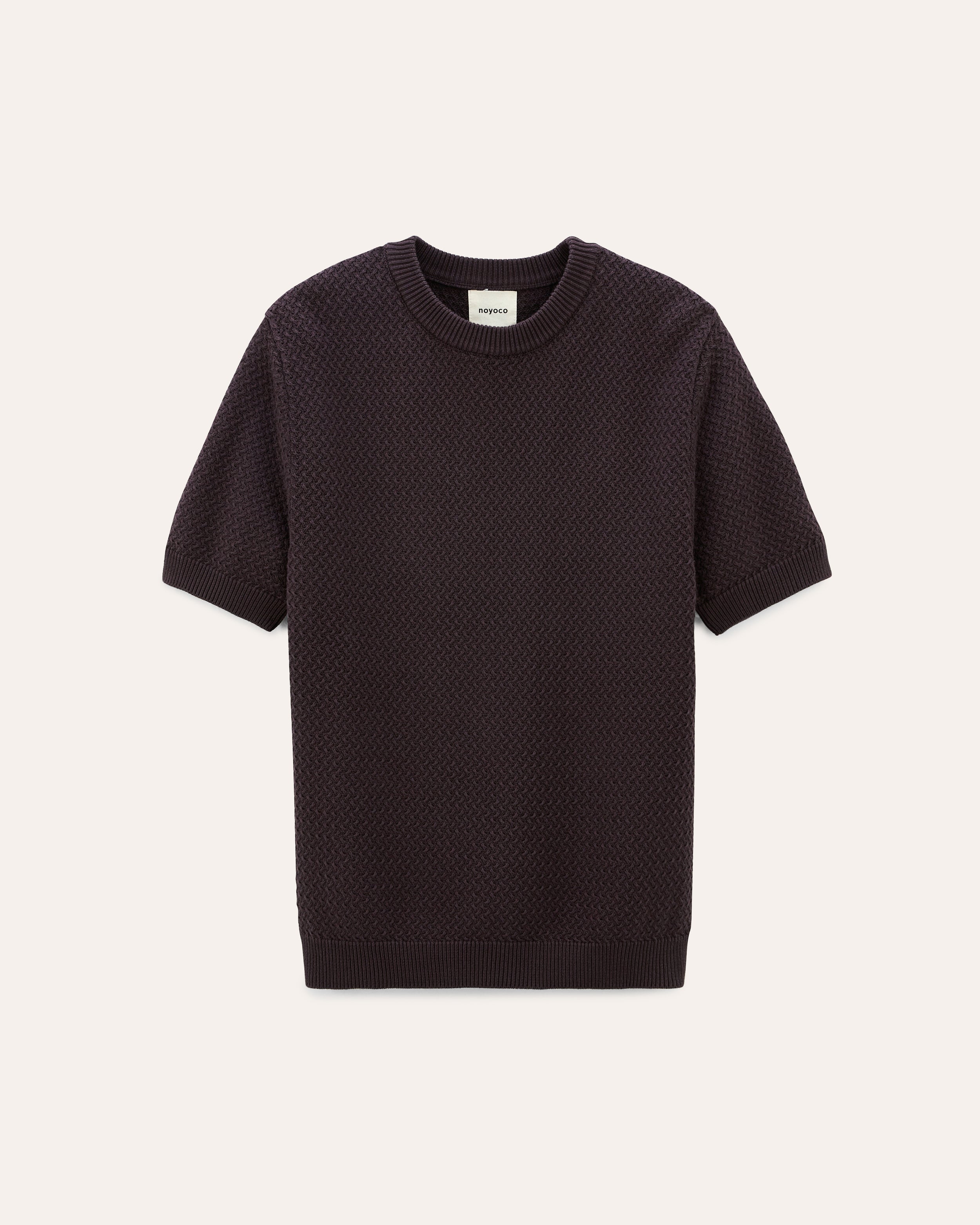 packshot ss26 studio
