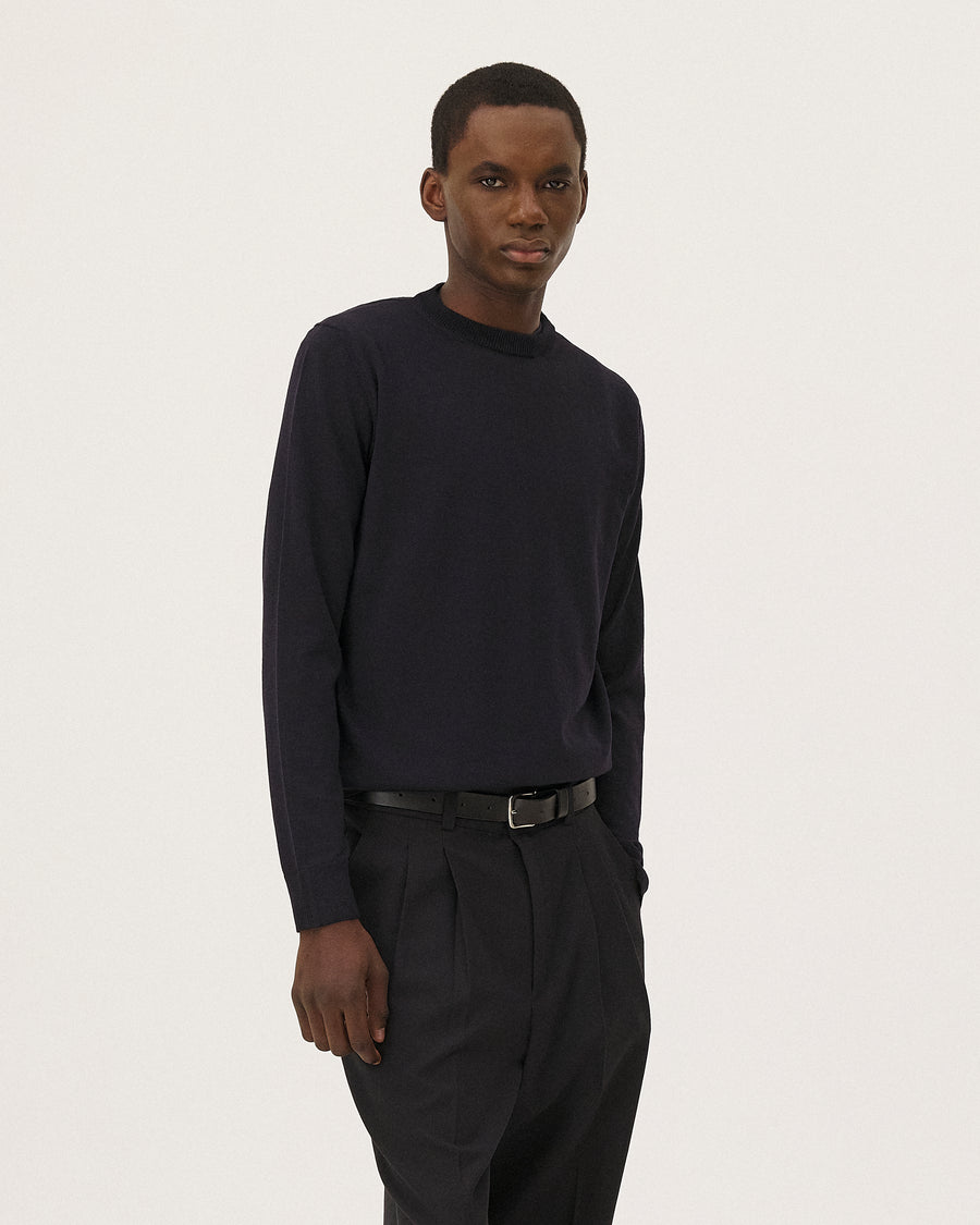 Tunis Navy, pull en laine mérinos et coton biologique NOYOCO, homme AW26 studio