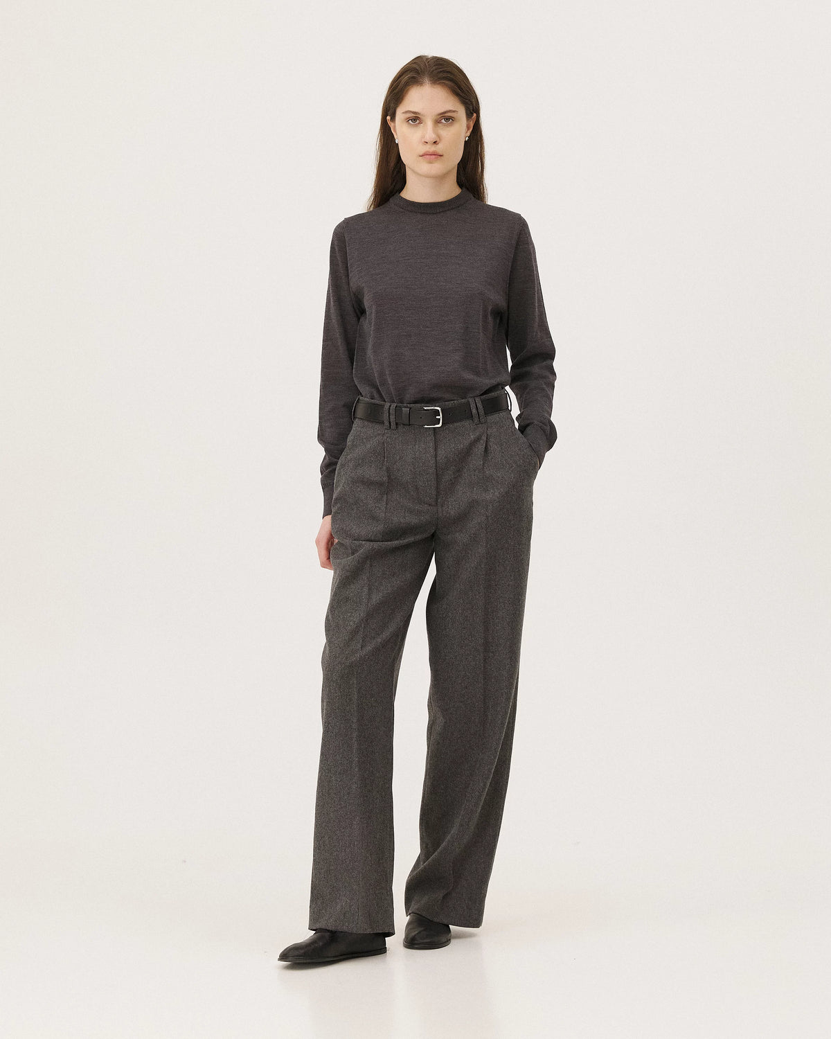 Tunis Anthracite, pull en laine mérinos NOYOCO, femme AW26 studio