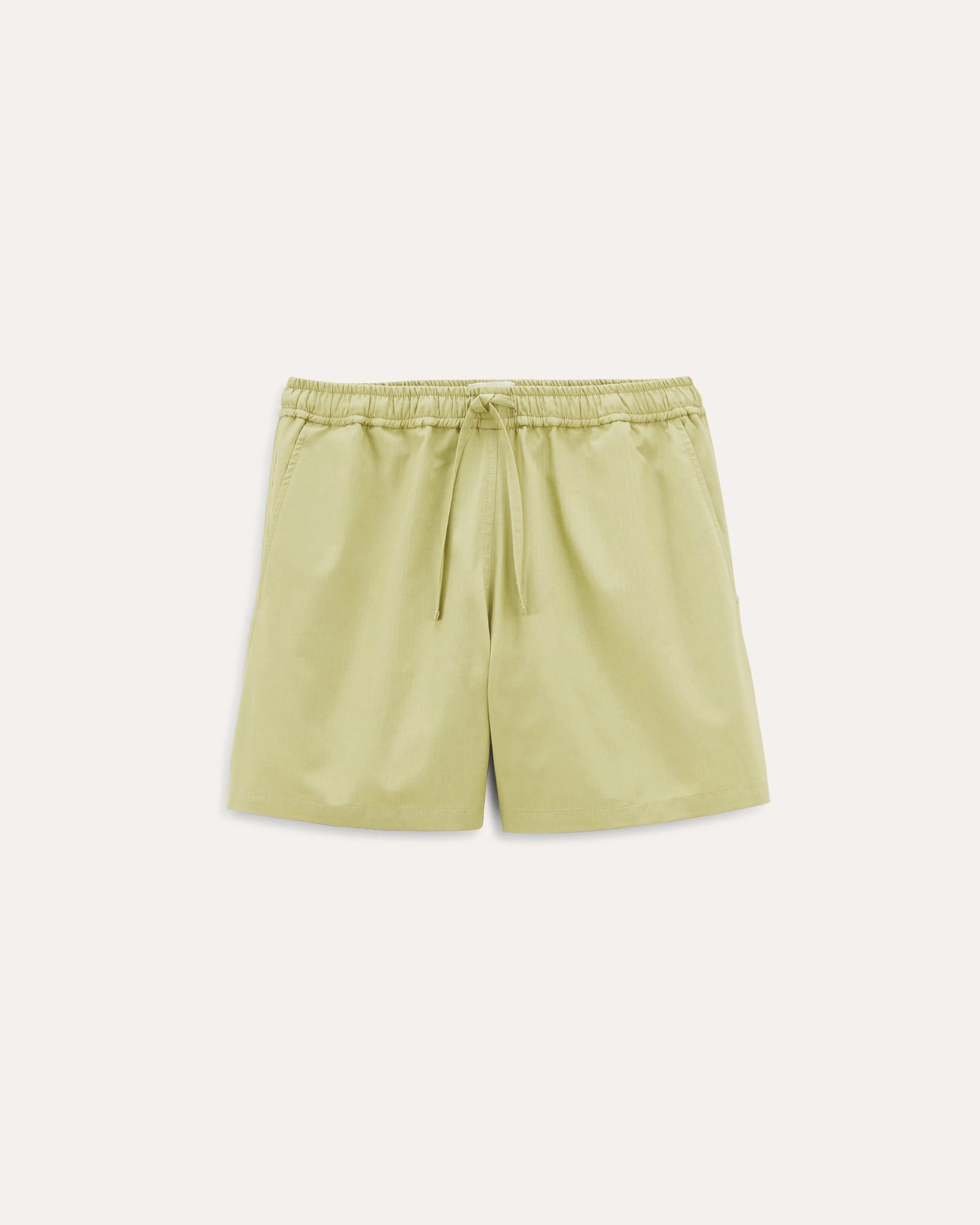 Malibu Pistachio, short en coton upcyclé NOYOCO, packshot ss26 studio