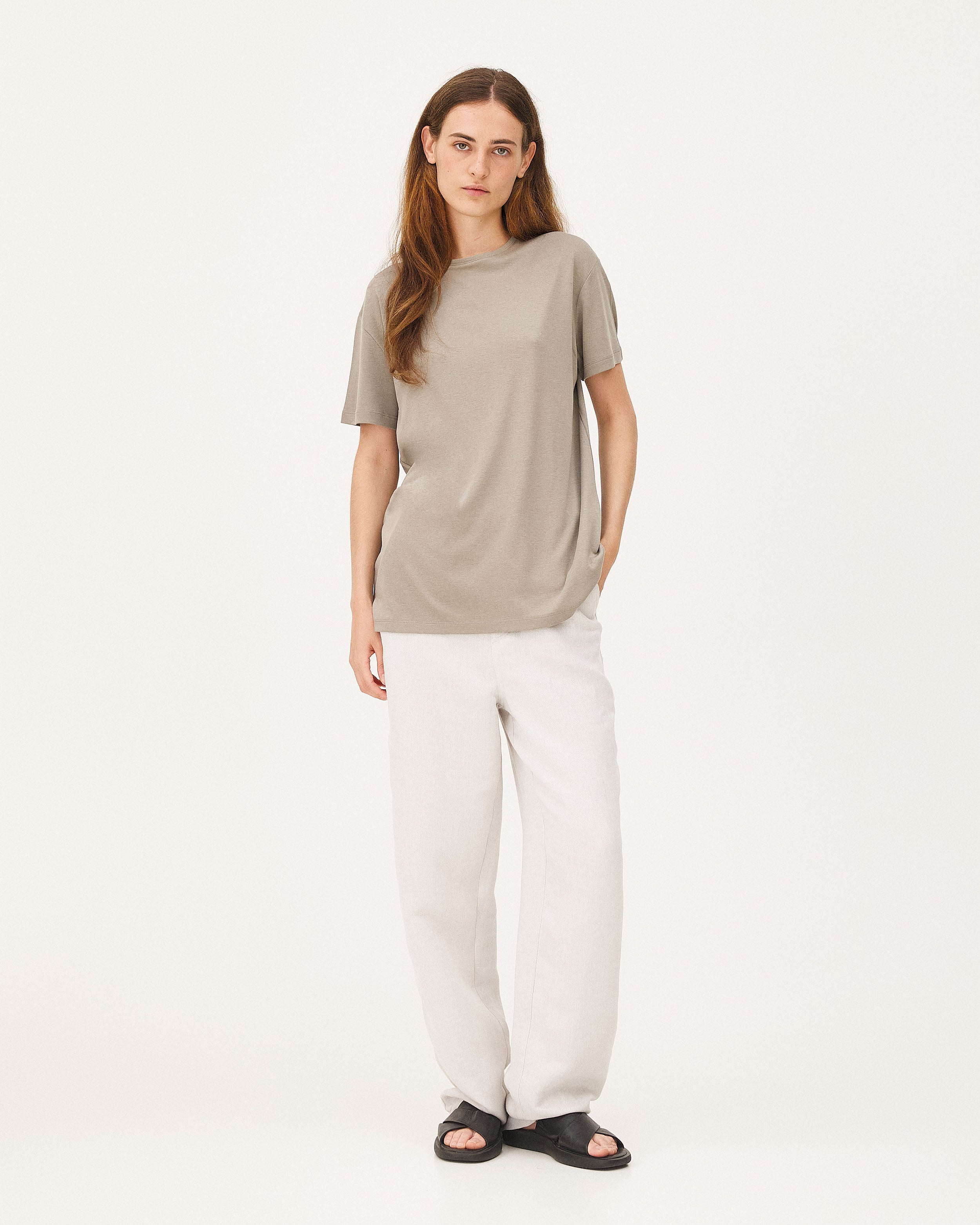Faro Olive - womenswear look