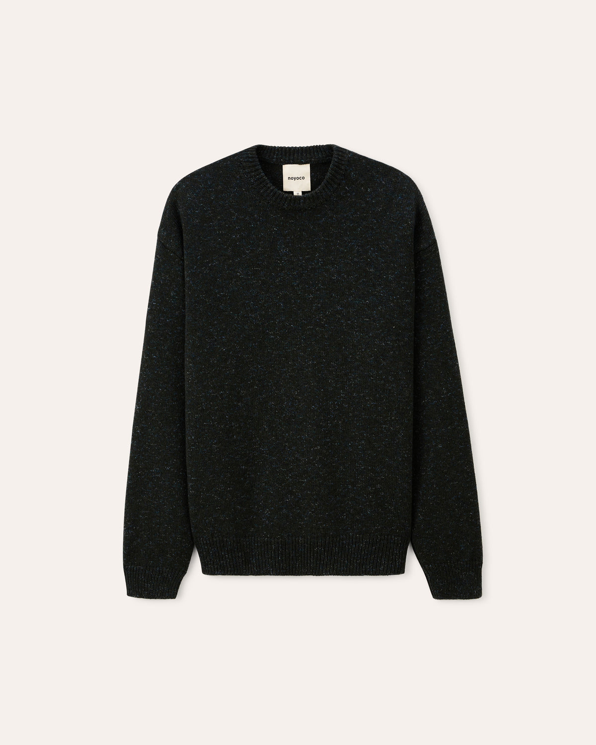 Malmo Khaki, pull en laine mérinos NOYOCO, packshot AW25 studio