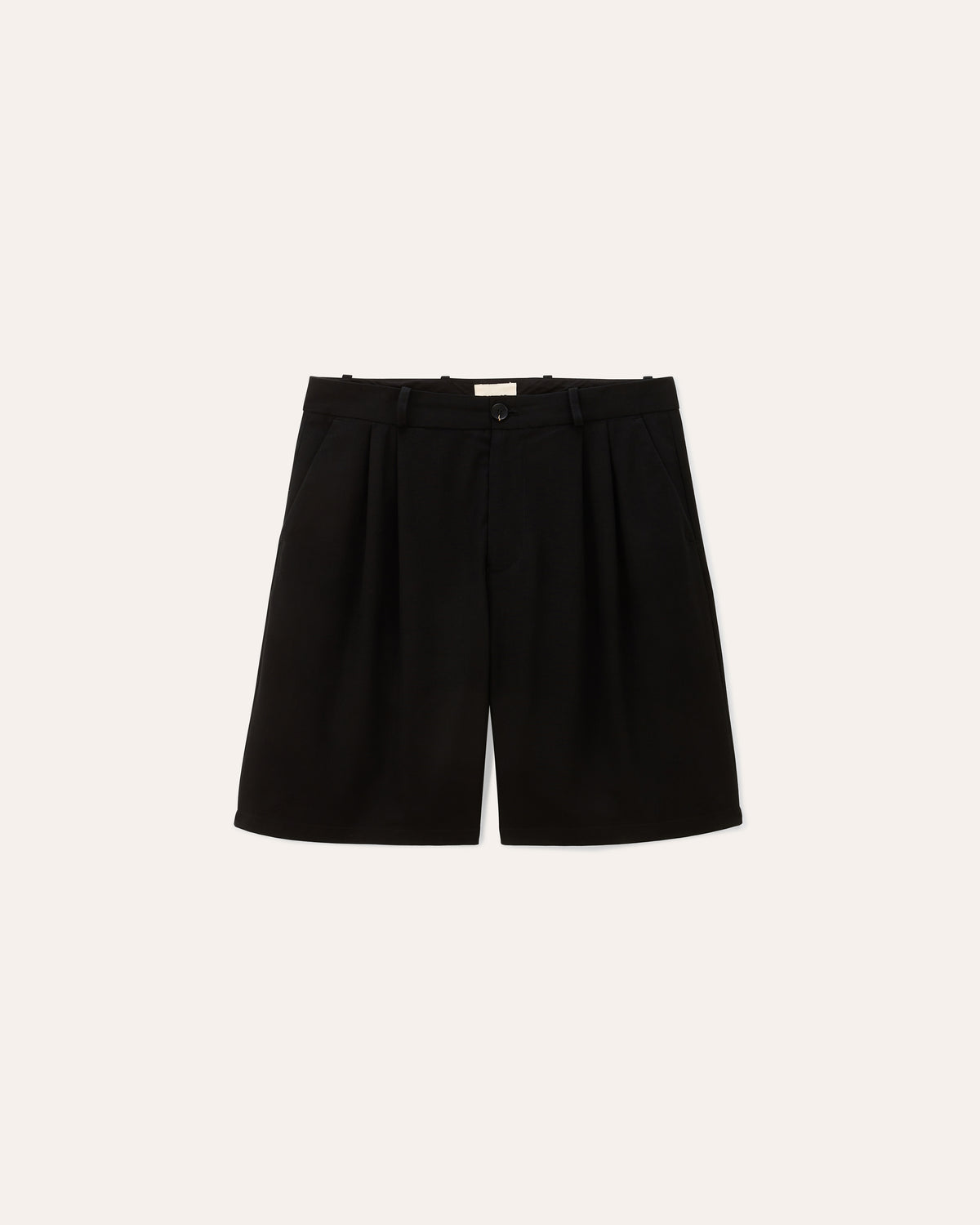 Como Black wool, short en laine vierge NOYOCO, packshot ss26 studio