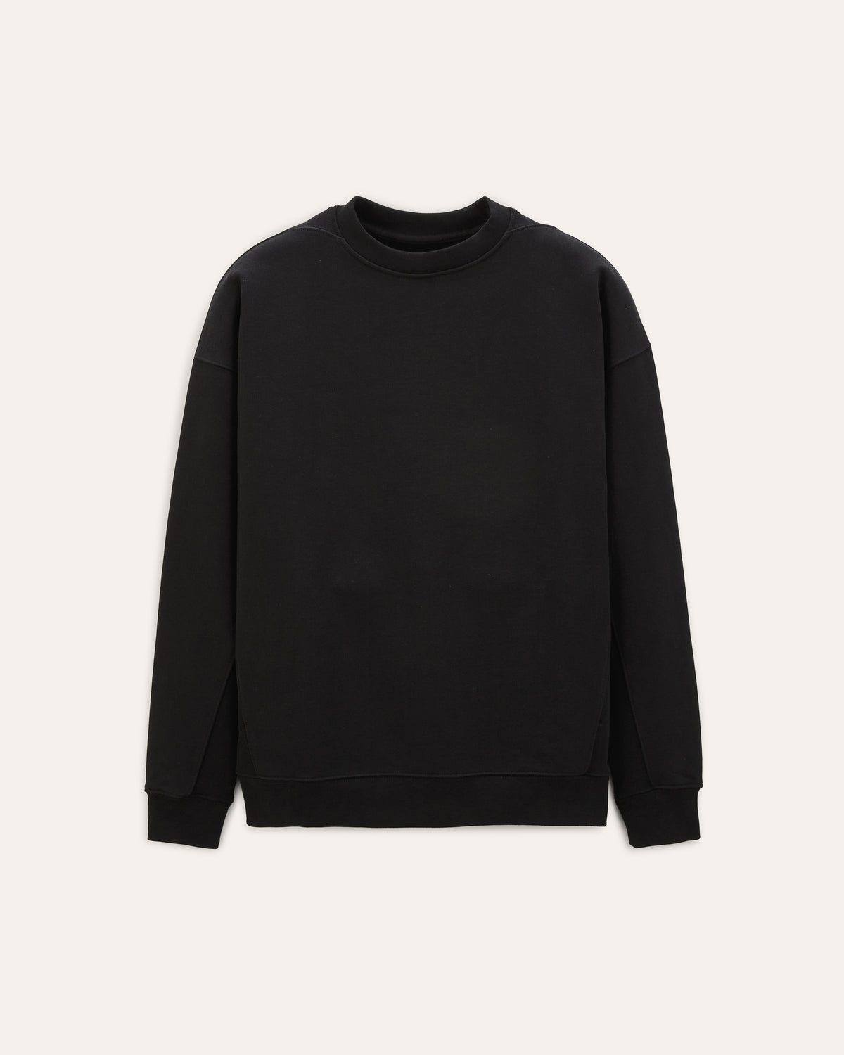 Newport Black, sweatshirt en coton biologique NOYOCO, packshot AW26 studio