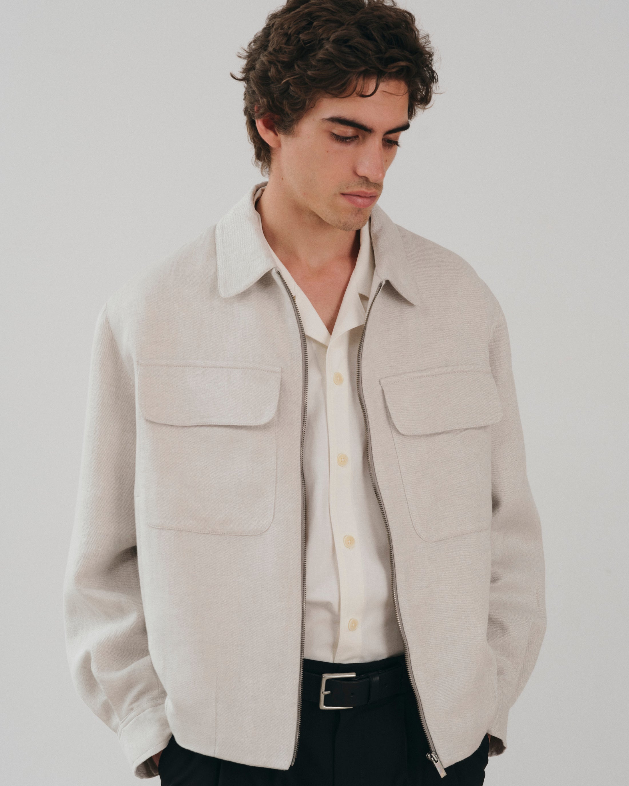 Kinsale Light grey, veste en lin upcyclé NOYOCO, homme edito SS26