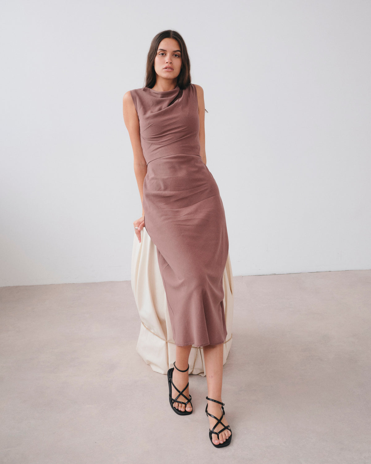 Kalmar Brown Tencel dress, SS26 womenswear look