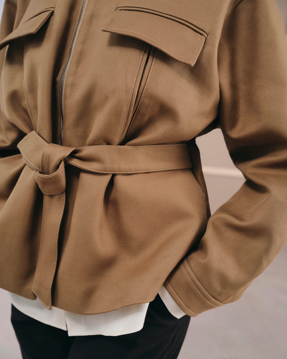 Draby Field Brown jacket, SS26 detail view