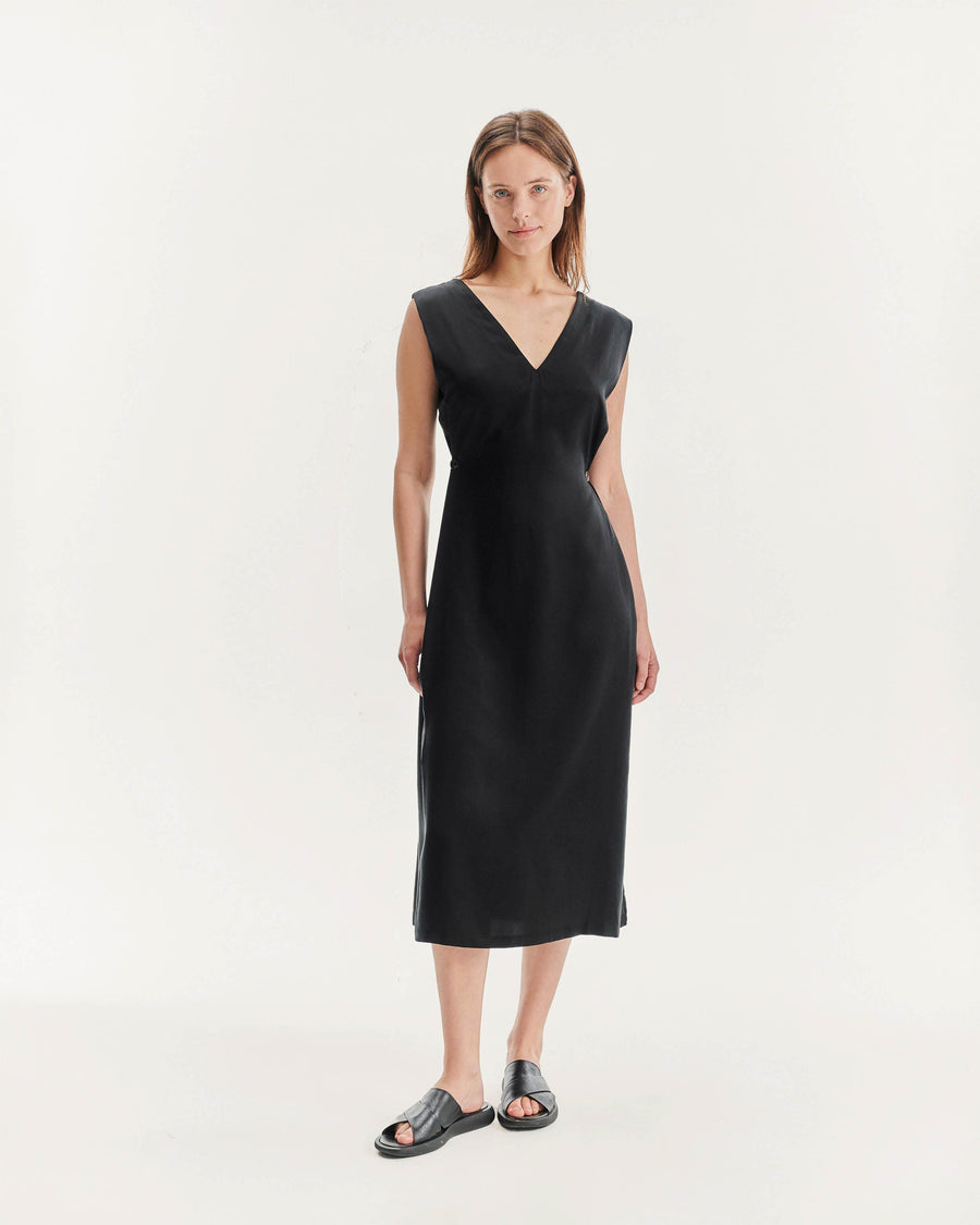 Nusa black dress, womenswear look