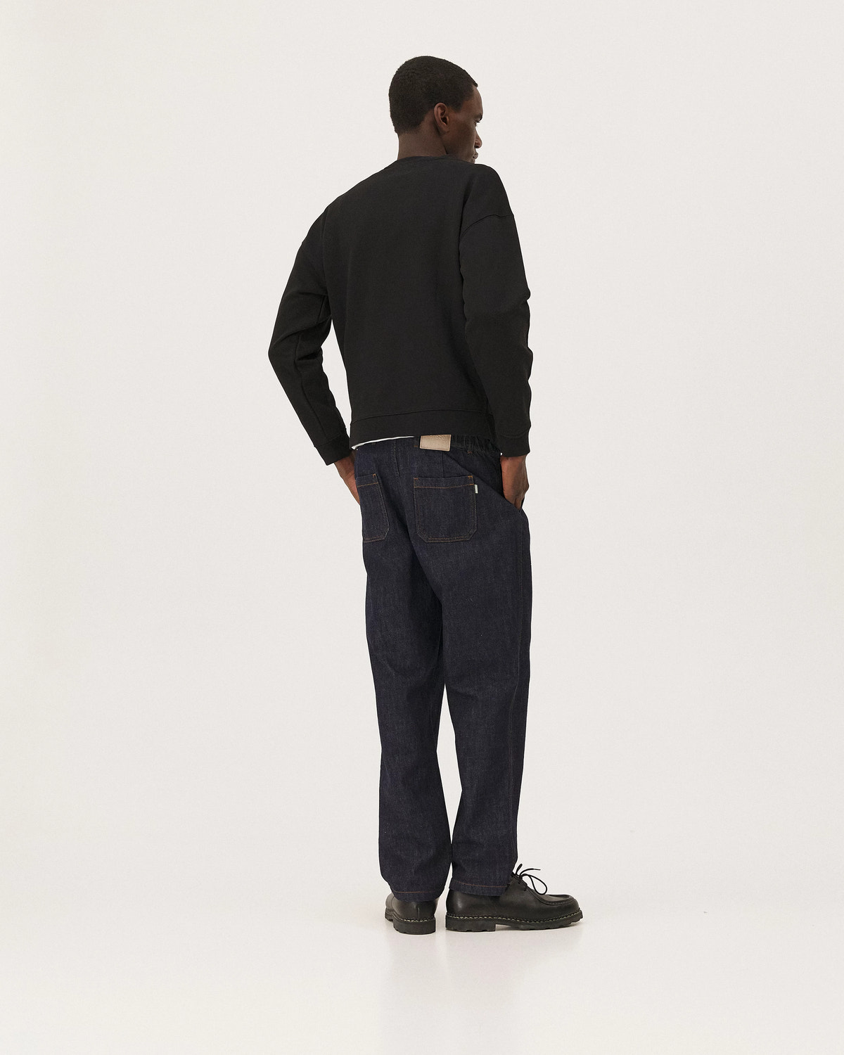 Newport Black