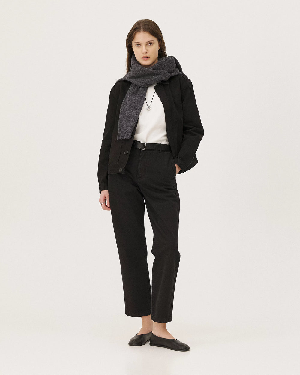 Calder Black, jean en coton biologique NOYOCO, femme AW26 studio