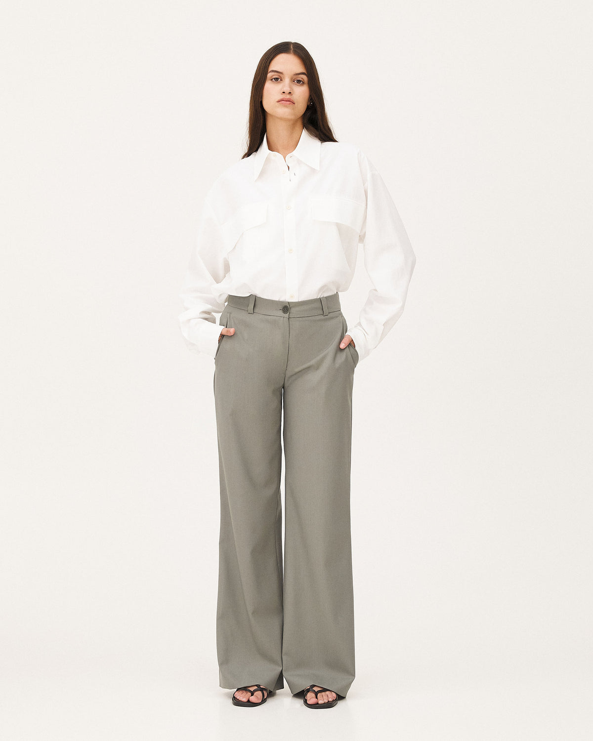 Gilia Eucalyptus, pantalon en laine vierge NOYOCO, femme ss26 studio