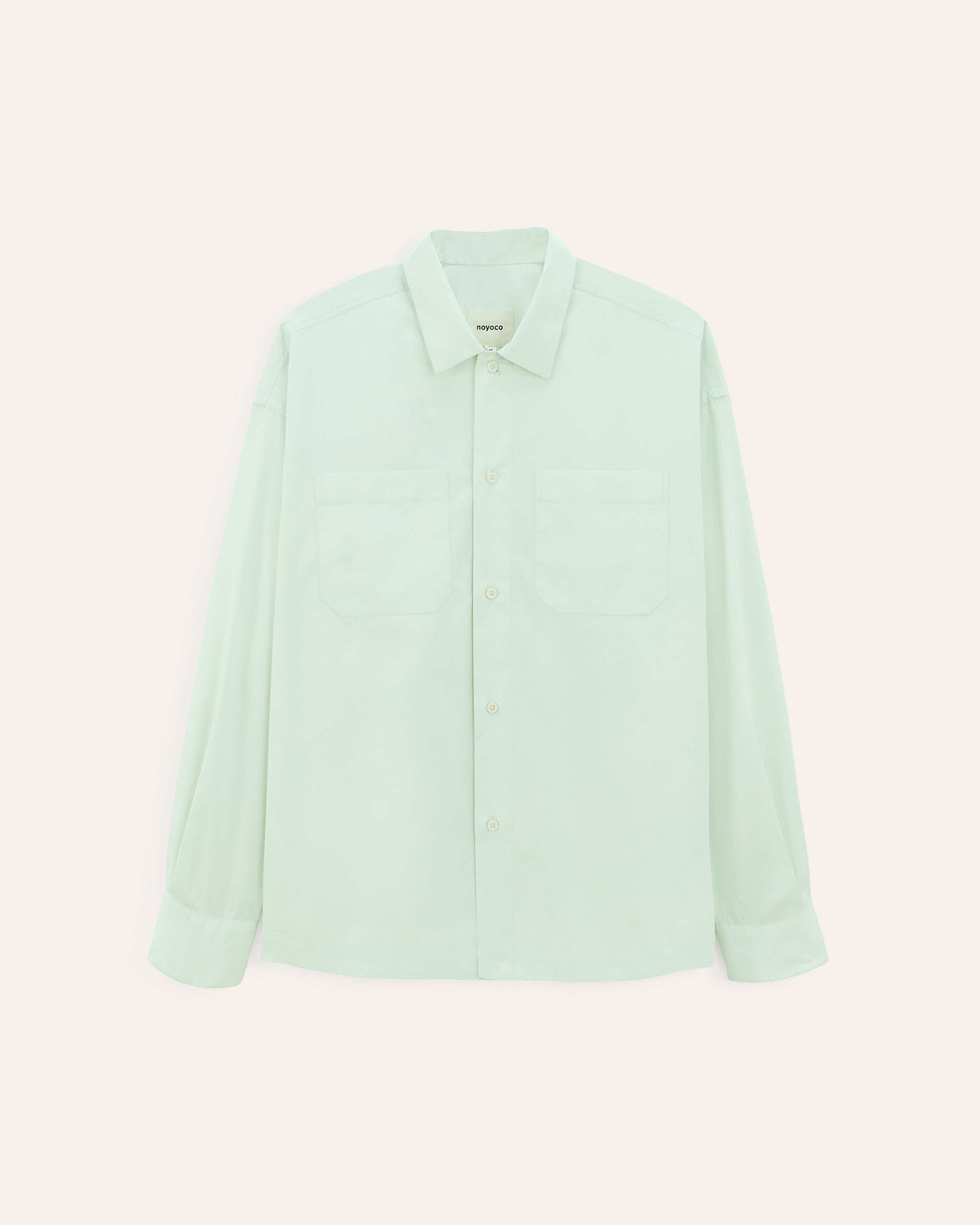 packshot ss26 studio