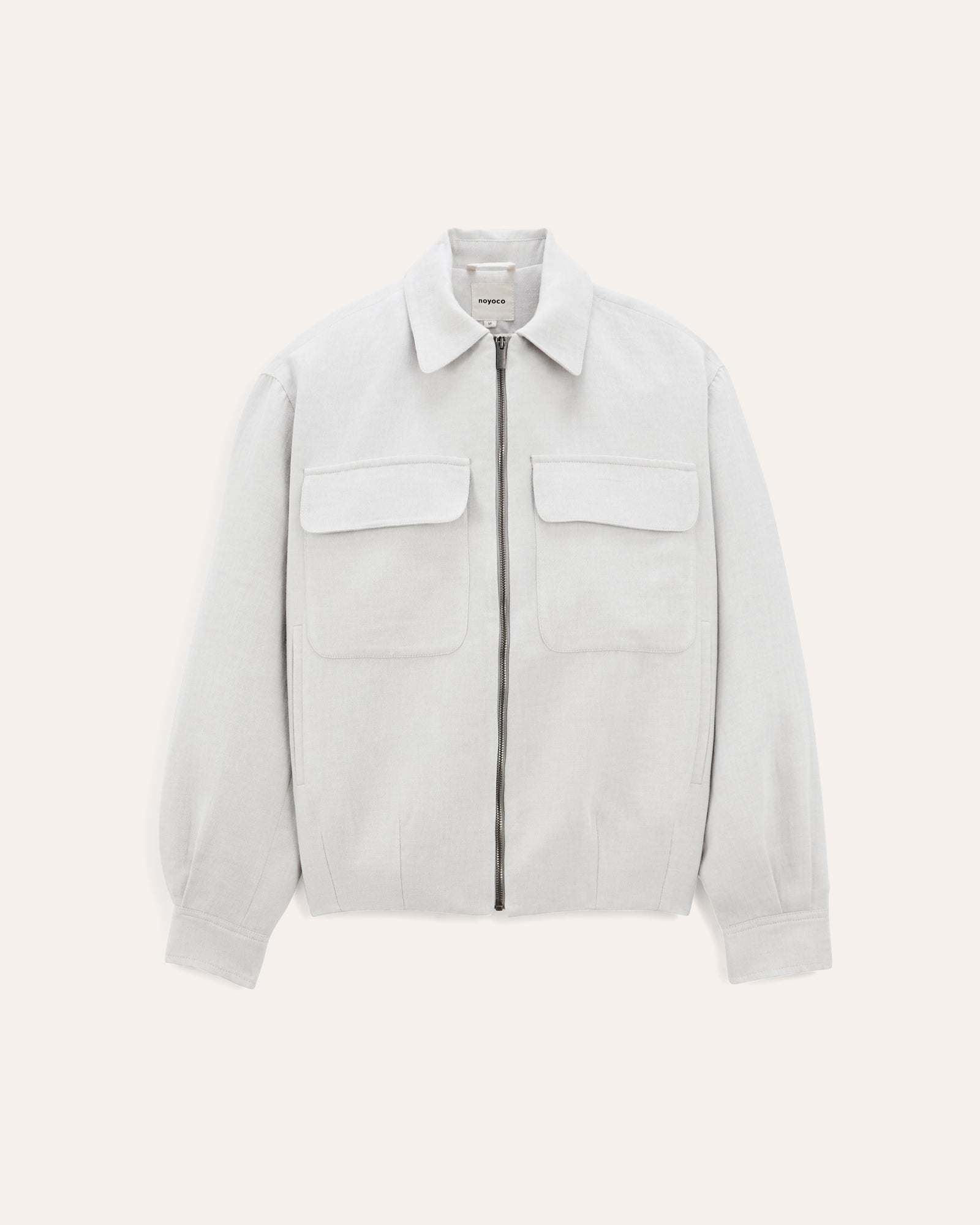 Kinsale Light grey, veste en lin upcyclé NOYOCO, packshot ss26 studio