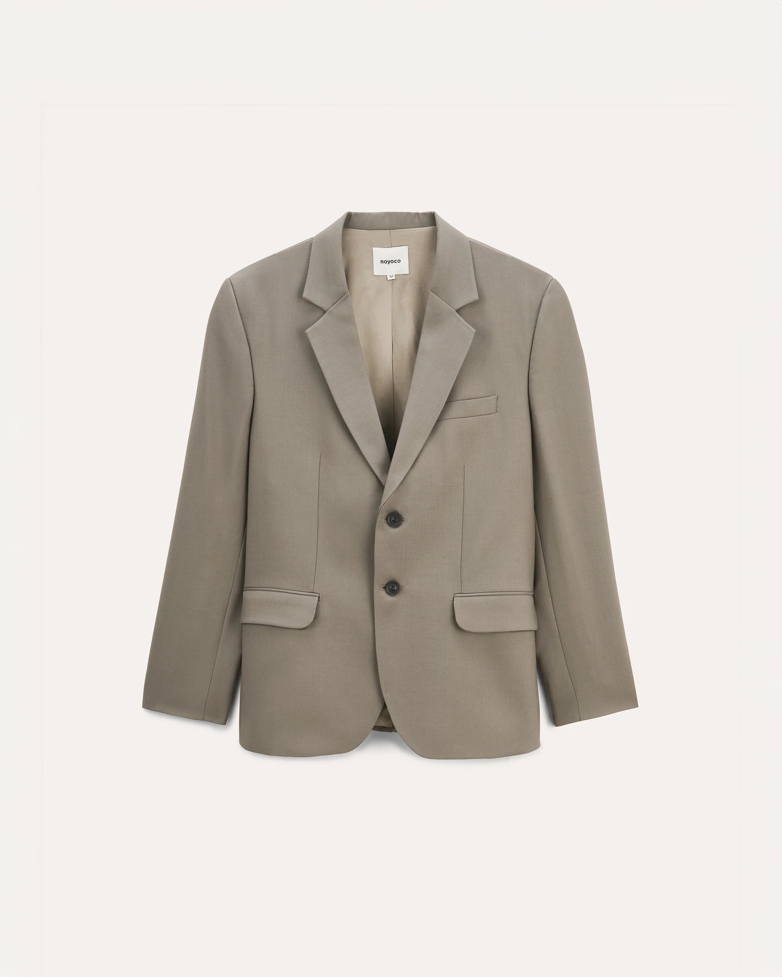 packshot ss26 studio