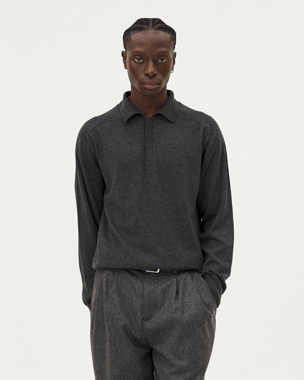 Hanzo Anthracite, polo en laine mérinos NOYOCO, homme AW25 studio
