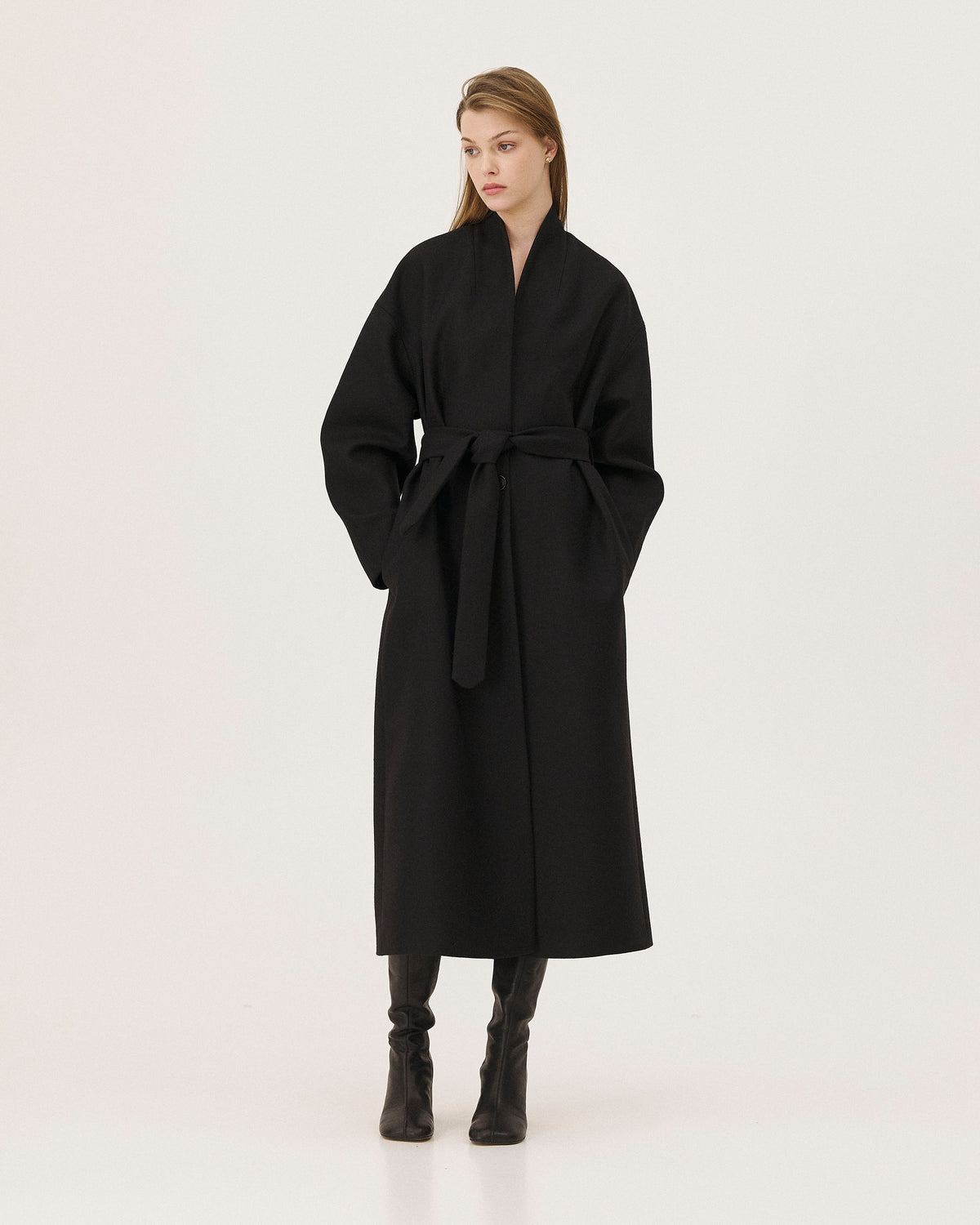 Aure Black