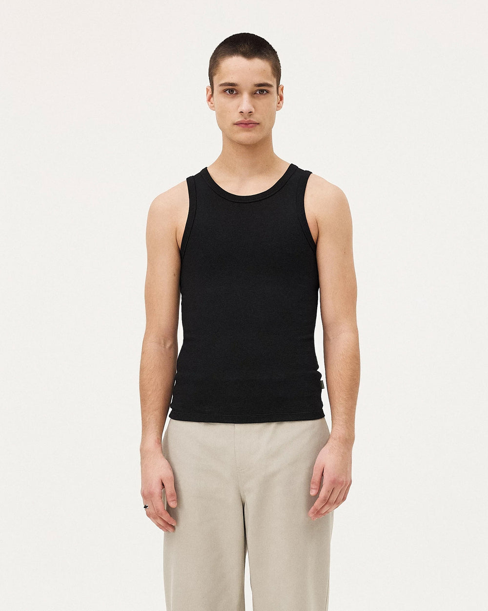 Leo Black, débardeur en coton bio NOYOCO