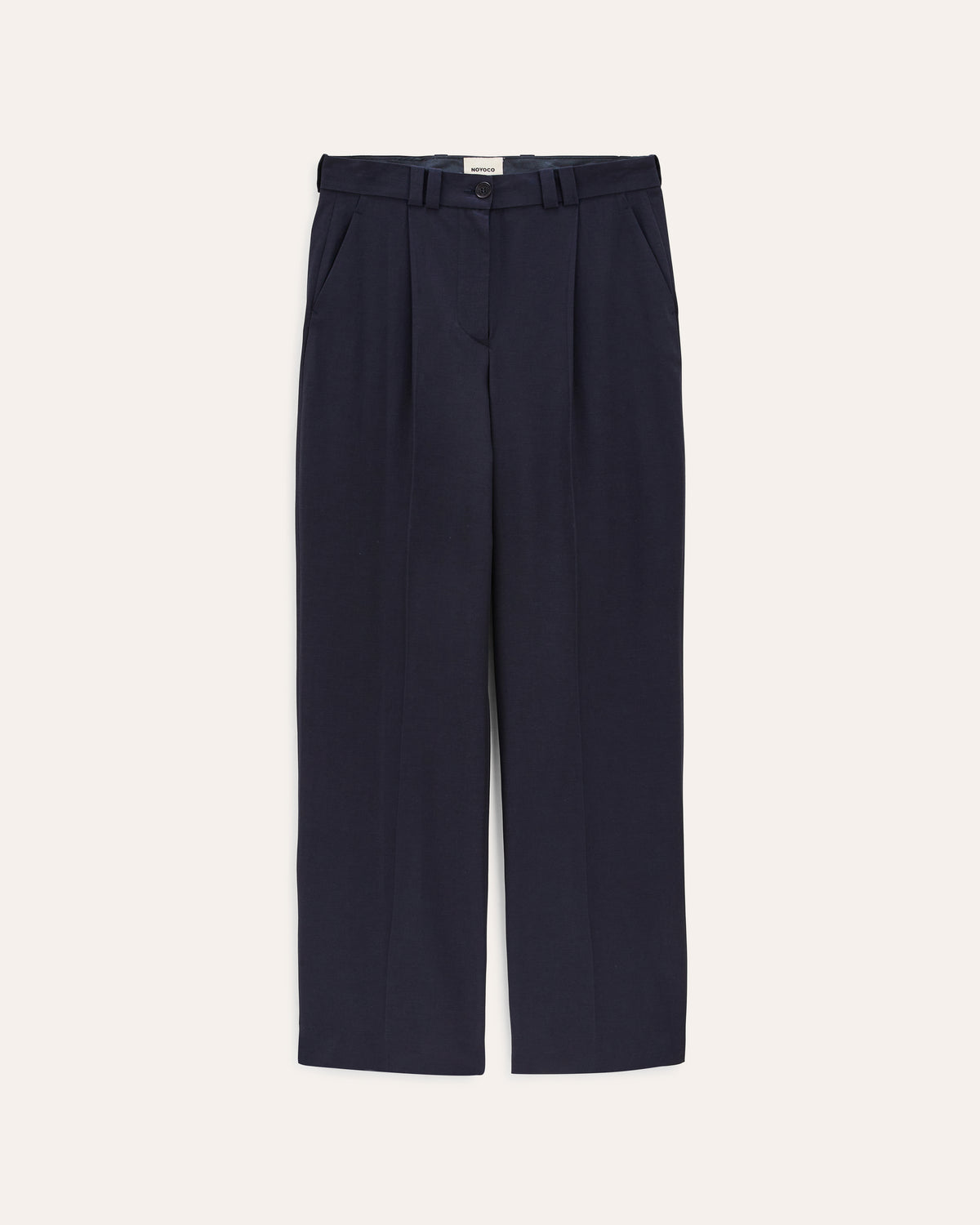 packshot ss26 studio