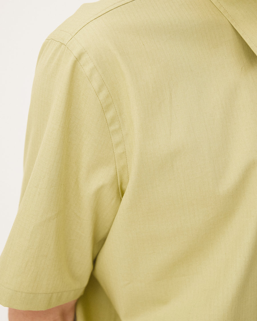 Rio Pistachio, chemise en coton upcyclé NOYOCO, detail ss26 studio