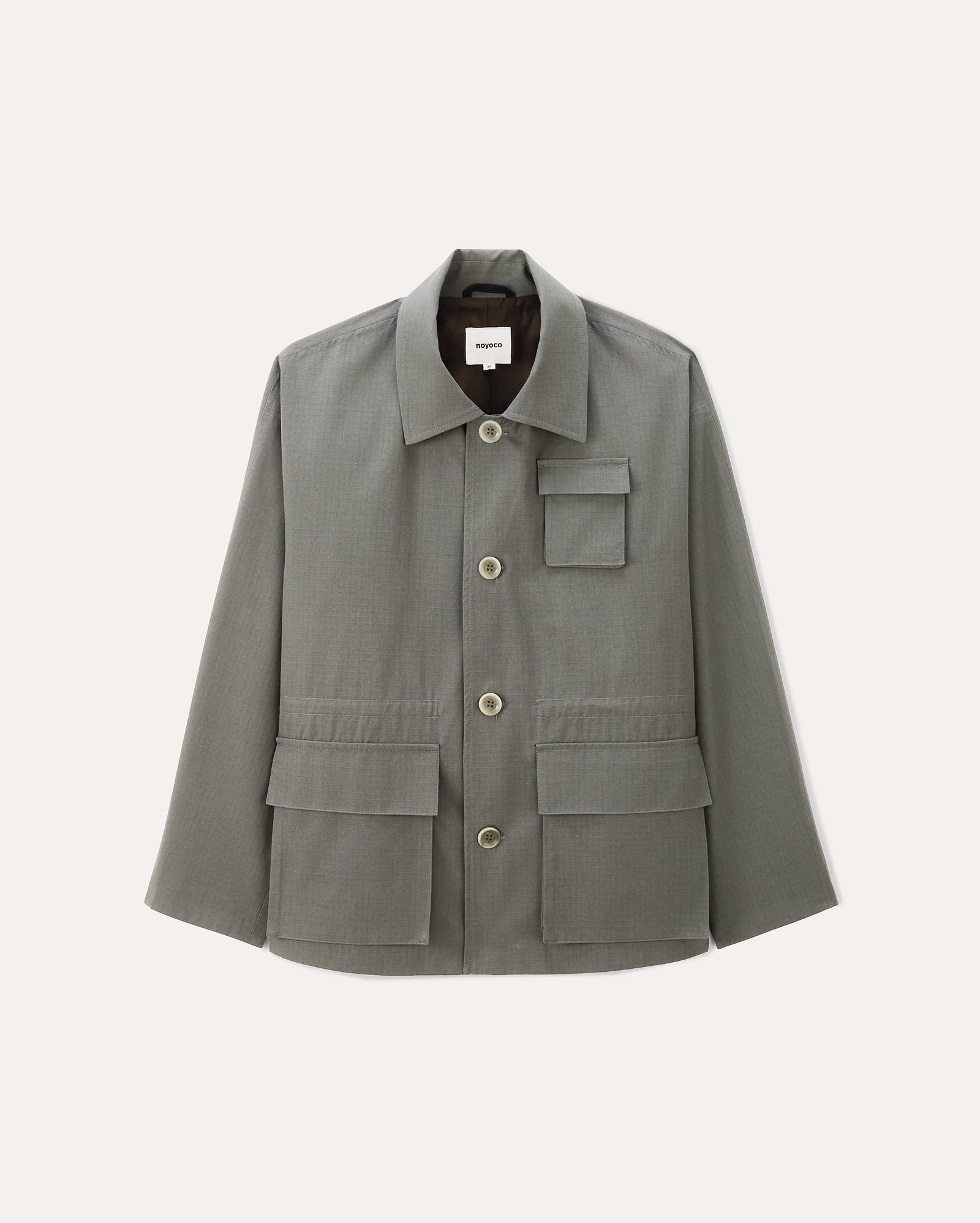 packshot ss26 studio