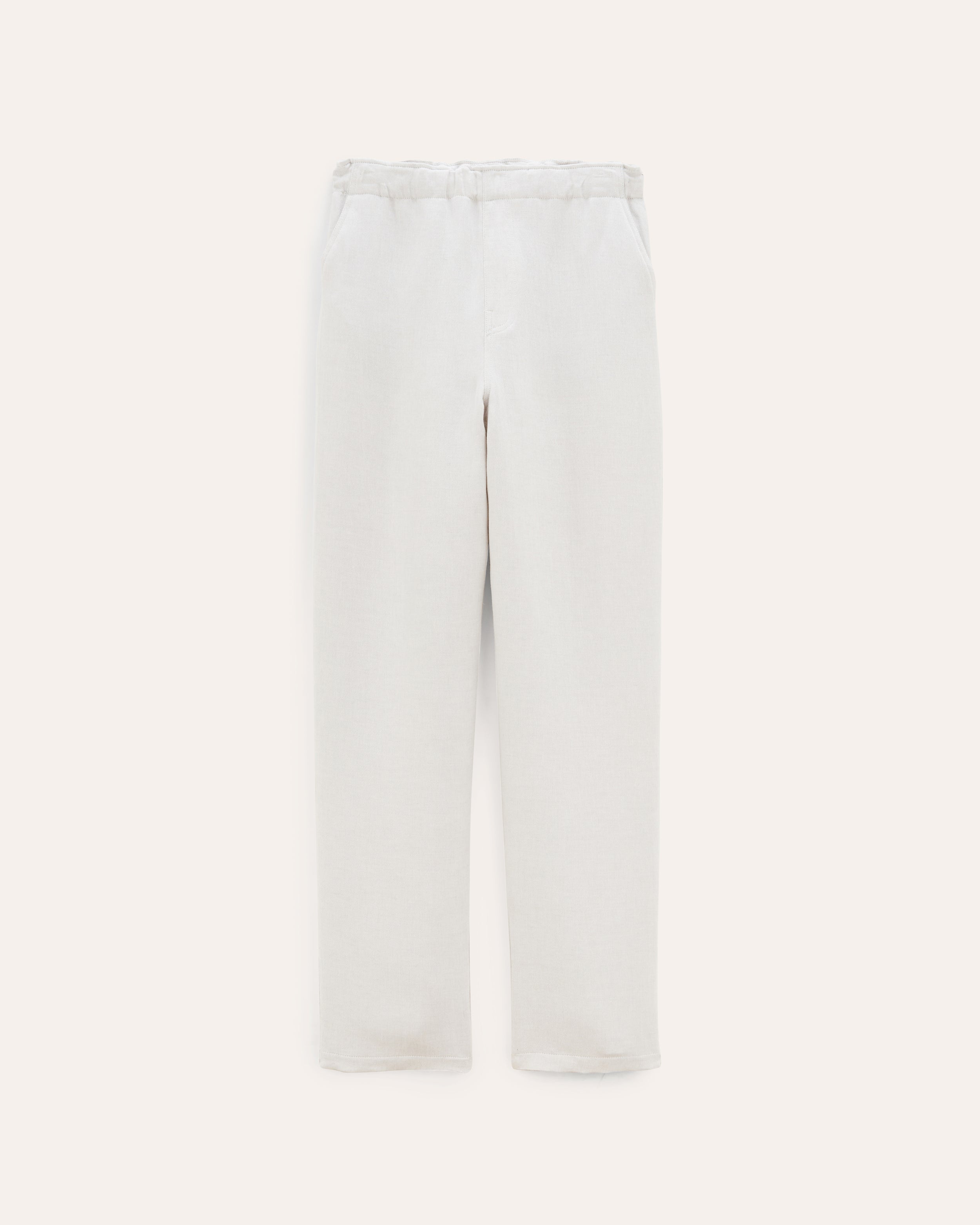 packshot ss26 studio