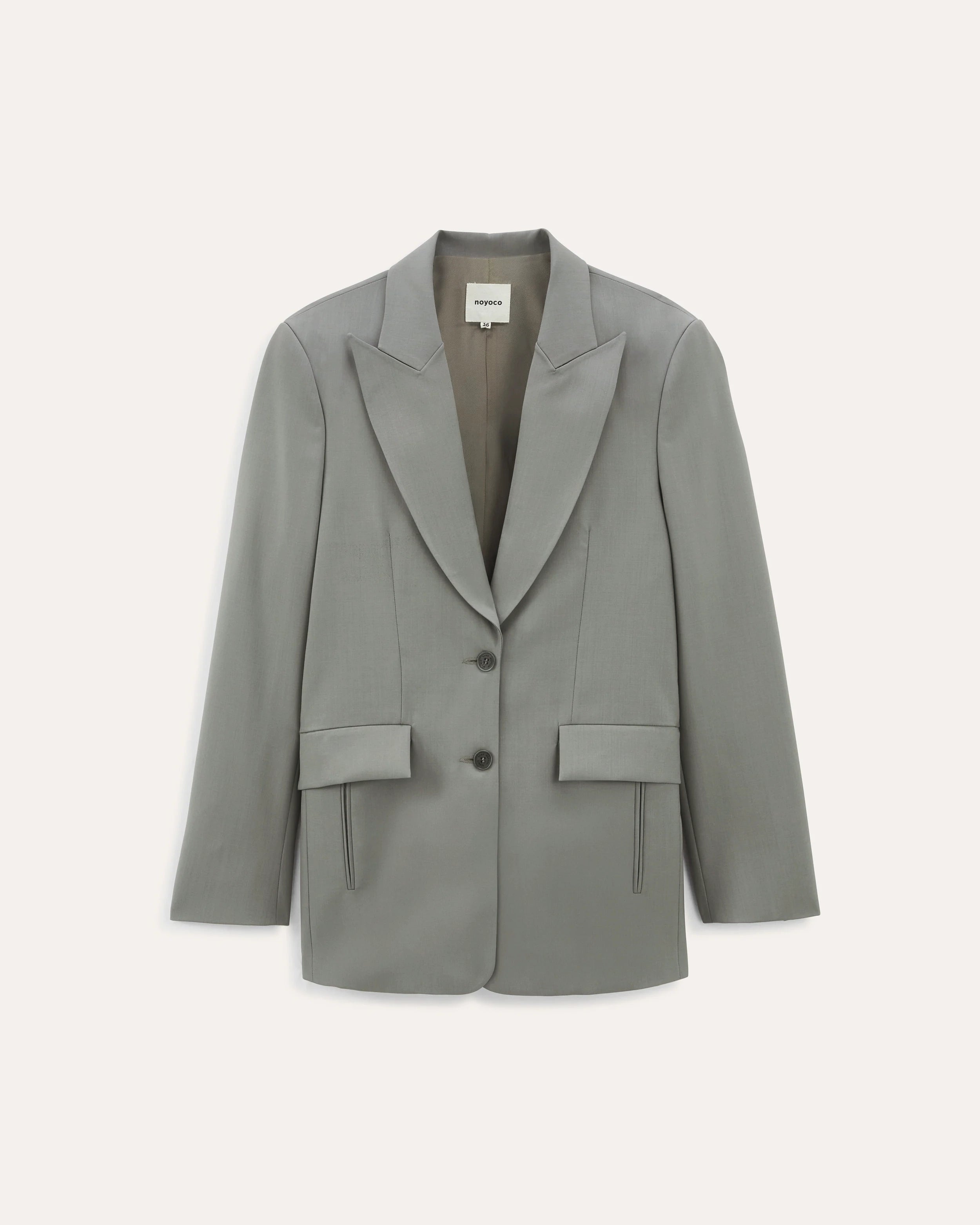 packshot ss26 studio